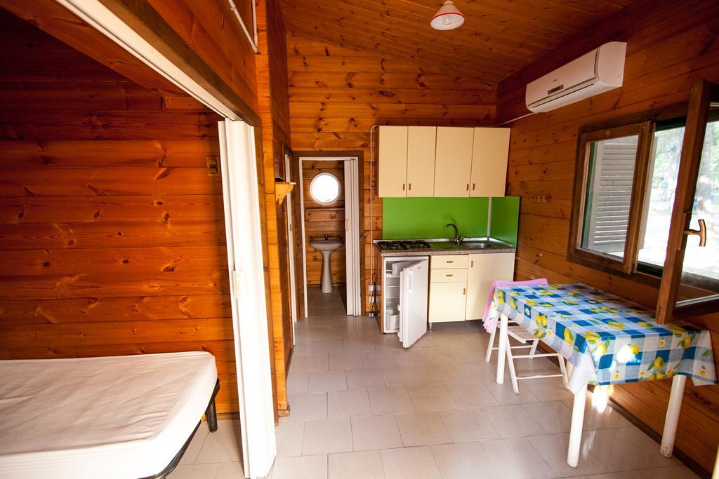 Villaggio Camping Uria Foce Varano Εξωτερικό φωτογραφία