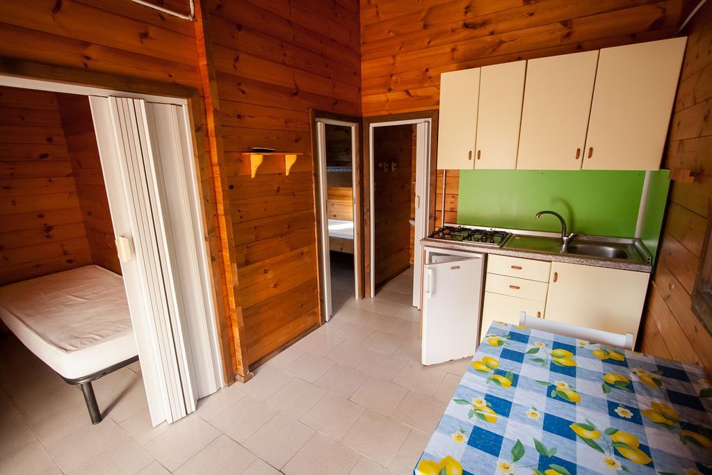 Villaggio Camping Uria Foce Varano Εξωτερικό φωτογραφία
