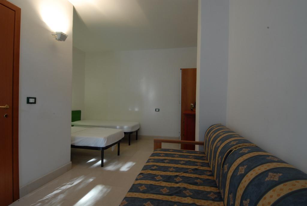 Villaggio Camping Uria Foce Varano Εξωτερικό φωτογραφία
